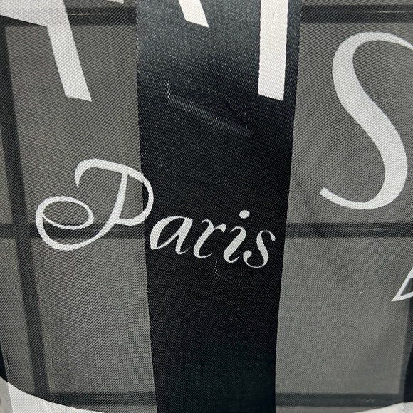 Vintage PARIS motif Black and White France themed Print Silky Scarf
Great 🎁 - Picture 8 of 9